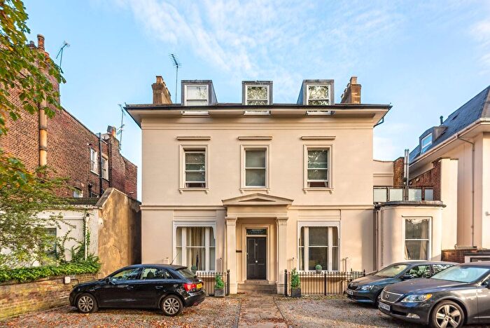 2 Bedroom Flat To Rent In The Manor, High Street, Hornsey, London, N8