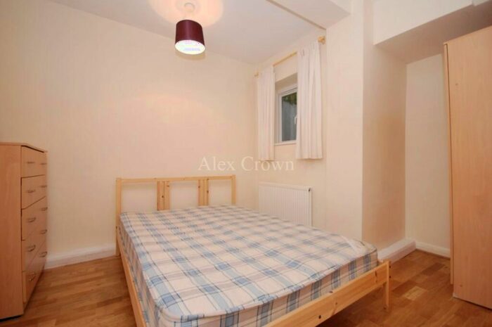 1 Bedroom Flat To Rent In Portland Rise, Finsbury Park, N4