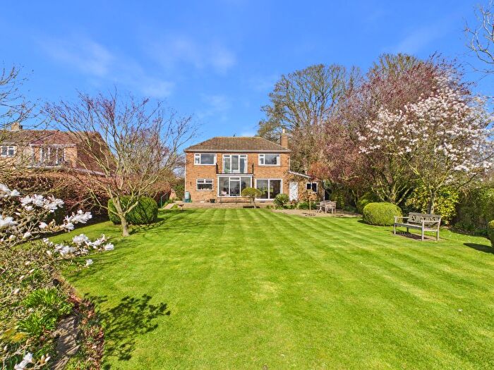 4 Bedroom Detached House For Sale In Hall Close, Nafferton, Driffield, YO25