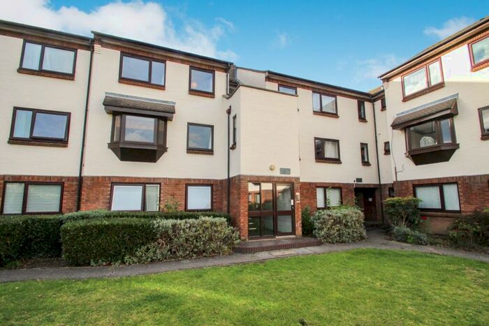 2 Bedroom Flat To Rent In Silks Court, High Road Leytonstone, Leytonstone, London, E11