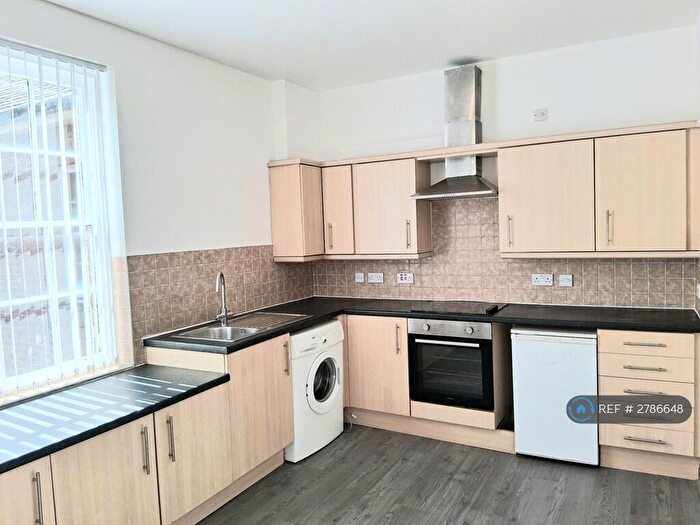2 Bedroom Flat To Rent In Oakhouse Park, Walton, Liverpool, L9