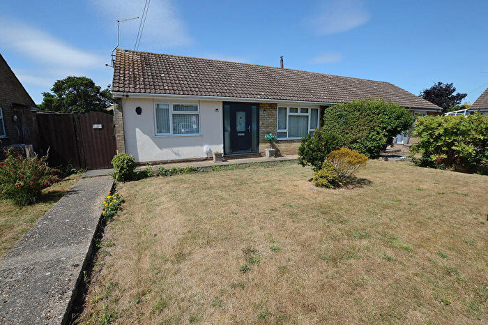 2 Bedroom Semi-Detached Bungalow For Sale In Churchill Drive, Martin Dales, Woodhall Spa, LN10