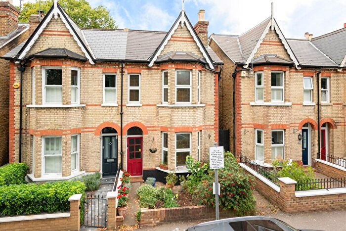 2 Bedroom Semi Detached House For Sale In West Grove, Walton-On-Thames, KT12