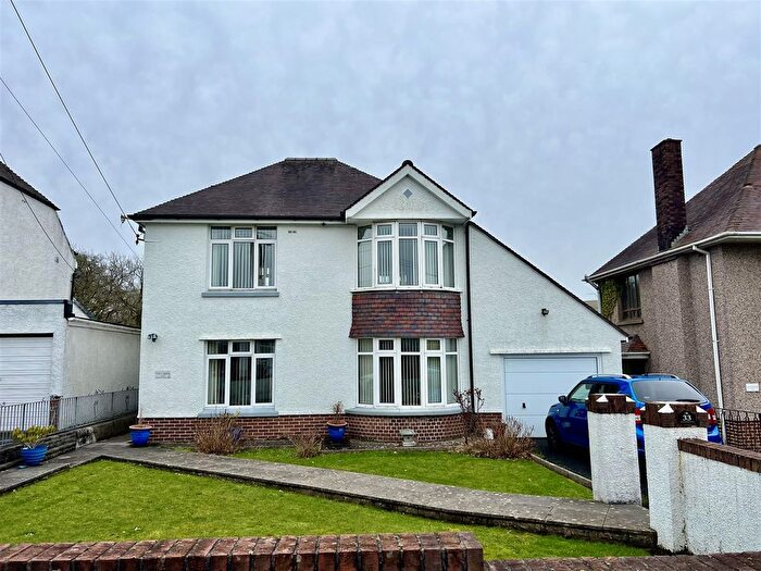 3 Bedroom Detached House For Sale In Wernddu Road, Ammanford, SA18