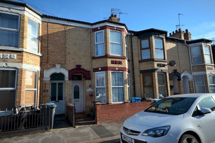 3 Bedroom Terraced House To Rent In East Park Avenue, Hull, HU8