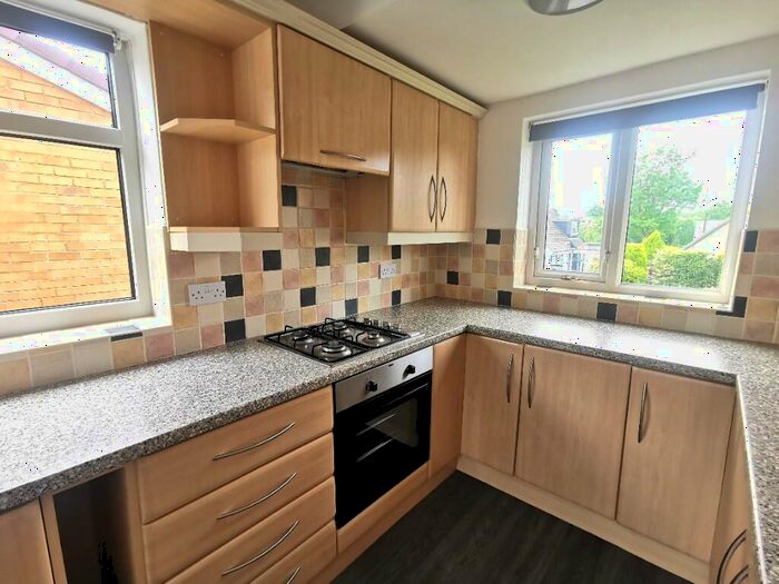 3 Bedroom Detached Bungalow For Sale In Park Road, Leyland, Lancashire, PR25