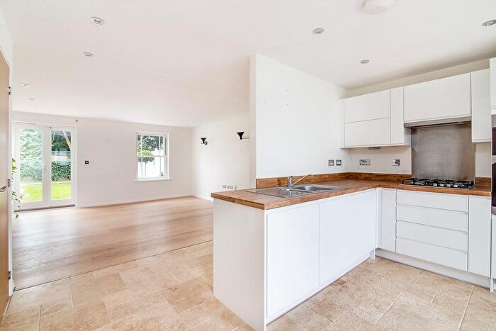 4 Bedroom Semi-Detached House To Rent In Highfield Road, Edgbaston, Birmingham, B15