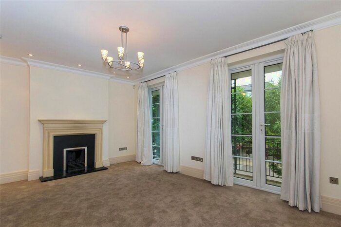 5 Bedroom Terraced House To Rent In Melliss Avenue, Richmond, TW9