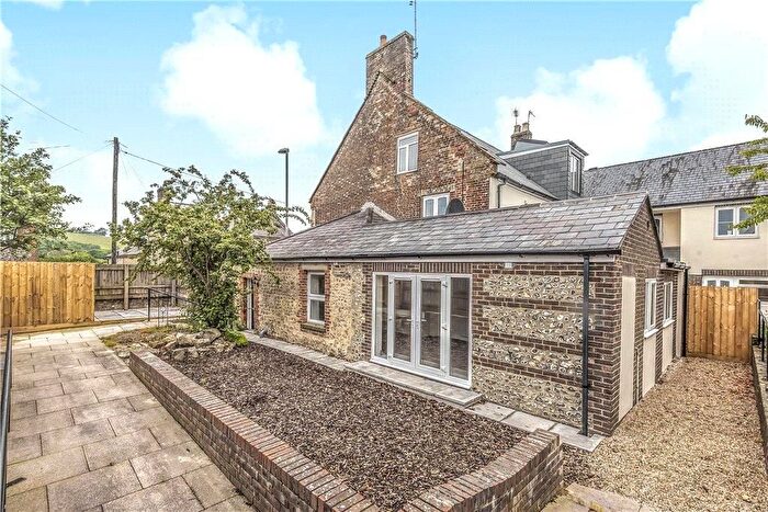 3 Bedroom Property To Rent In Dorchester Road, Maiden Newton, Dorchester, DT2