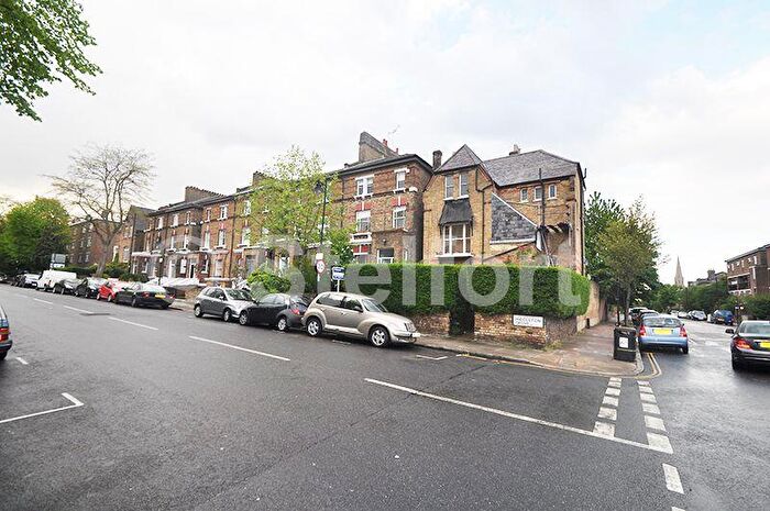 3 Bedroom Flat To Rent In Middleton Grove, London, N7