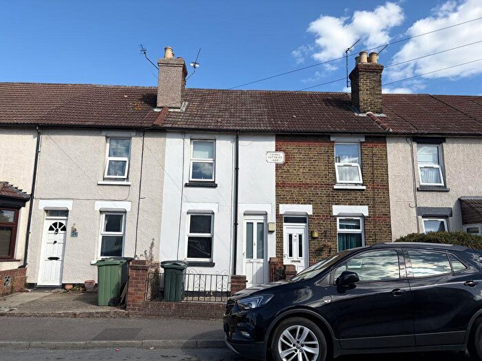 2 Bedroom Terraced House For Sale In Milestone Road, Dartford, DA2
