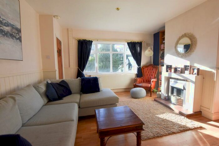 2 Bedroom Semi-Detached House For Sale In Northampton Road, West Haddon, Northampton, NN6