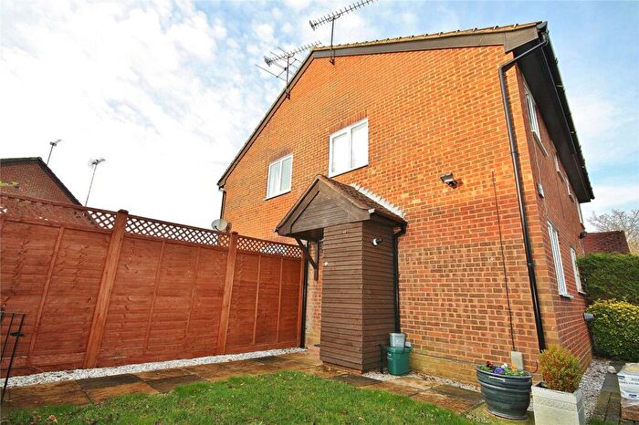 1 Bedroom Terraced House To Rent In Blencarn Close, Woking, Surrey, GU21