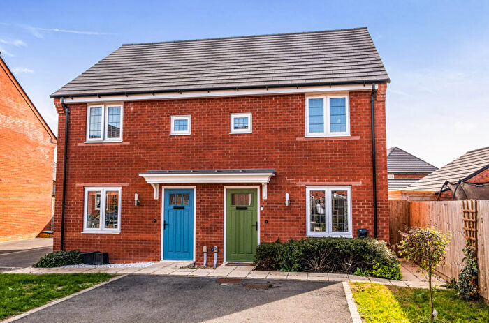 2 Bedroom Semi-Detached House For Sale In Tyler Drive, Keyworth, Nottingham, NG12