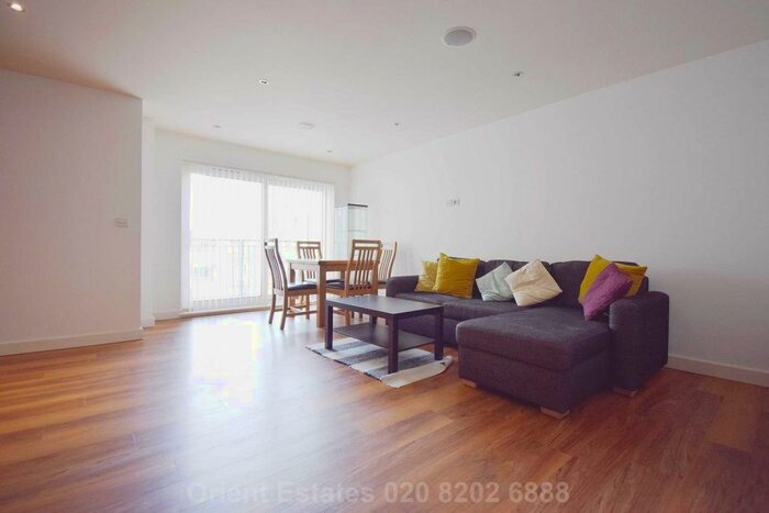 2 Bedroom Flat To Rent In Beaufort Park, Colindale, NW9
