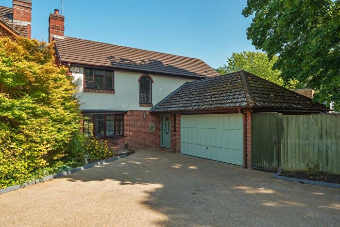 4 Bedroom Detached House For Sale In The Maples, Chandler's Ford, Eastleigh, Hampshire, SO53