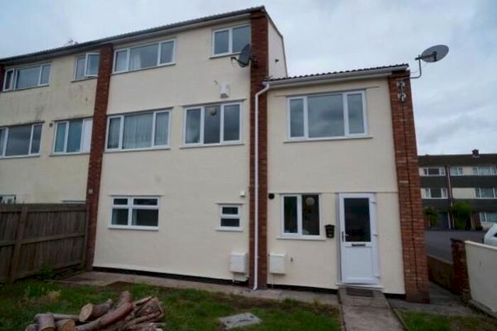 3 Bedroom End Of Terrace House To Rent In Eaton Close, Fishponds, Bristol, BS16