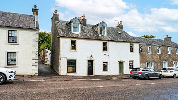3 Bedroom Flat For Sale In Polnoon Street, Eaglesham, G76