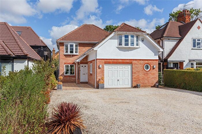 5 Bedroom Detached House For Sale In Mount Pleasant Lane, Bricket Wood, St. Albans, Hertfordshire, AL2