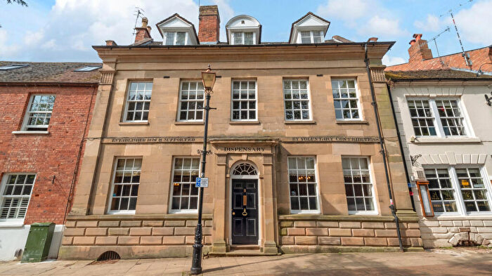 5 Bedroom Town House For Sale In Castle Street, Warwick, Warwickshire, CV34