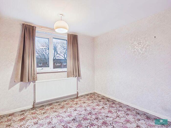 2 Bedroom Apartment For Sale In Bury New Road, Salford, Greater Manchester, M7