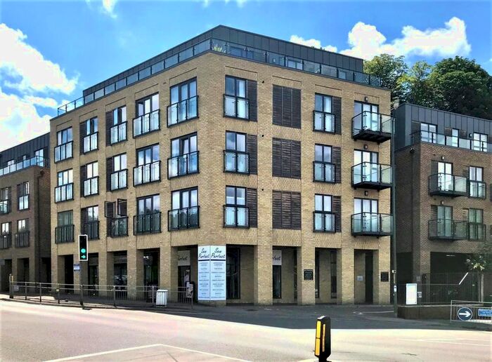 2 Bedroom Flat To Rent In London Road, Sevenoaks, TN13