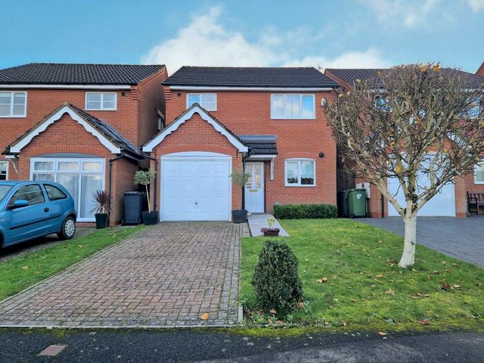 3 Bedroom Detached House To Rent In Chapelfield Mews, Rubery, B45
