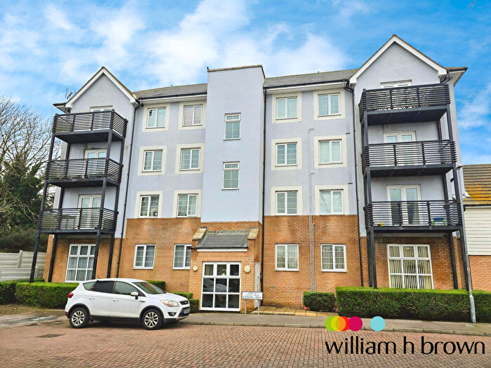 2 Bedroom Apartment To Rent In Heron Way, Harwich, CO12