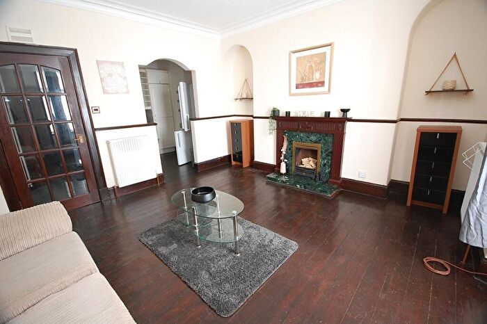 1 Bedroom Flat To Rent In Holburn Road, City Centre, Aberdeen, AB10