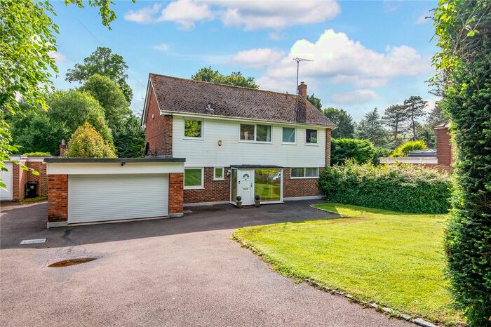 4 Bedroom Detached House To Rent In Crownfields, Sevenoaks, Kent, TN13