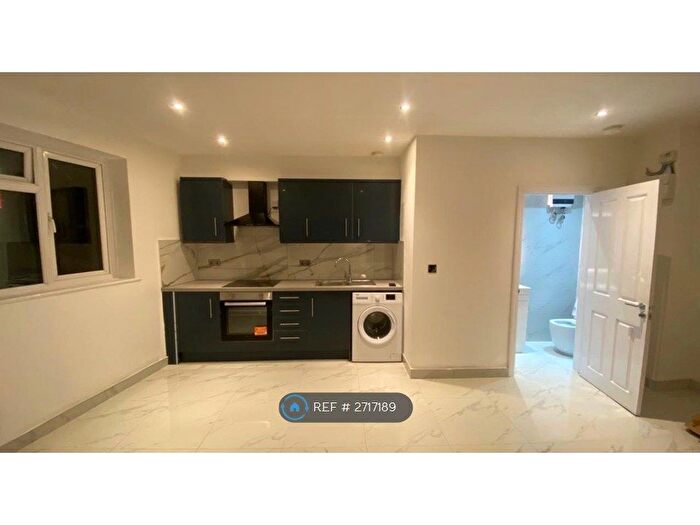 Studio To Rent In Harrow, Harrow, HA2