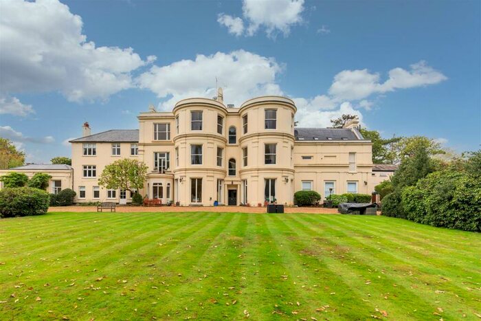 3 Bedroom Town House To Rent In The Clockhouse, Forty Hill, Enfield, EN2