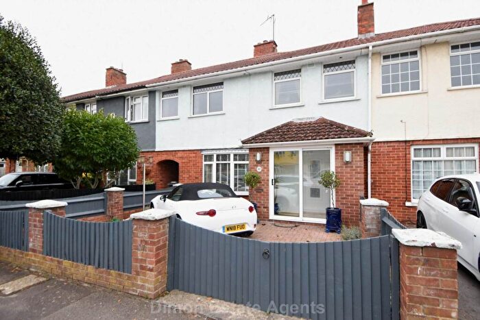 4 Bedroom Terraced House For Sale In Layton Road, Bridgemary, PO13