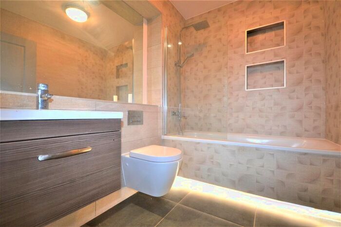 1 Bedroom Flat To Rent In Gildredge Road, Eastbourne, BN21