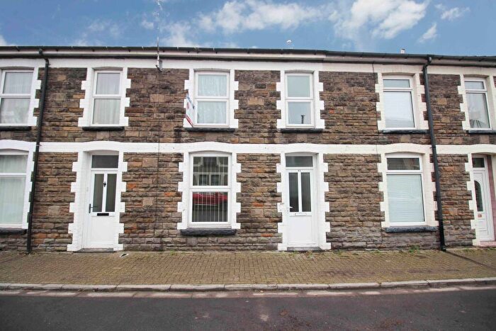 3 Bedroom Terraced House To Rent In West Street, Trallwn, CF37
