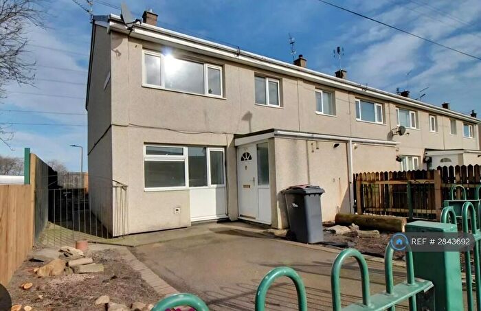 3 Bedroom End Of Terrace House To Rent In Willow Grove, Doncaster, DN8