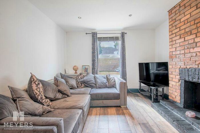 2 Bedroom House To Rent In South Road, Bournemouth, BH1