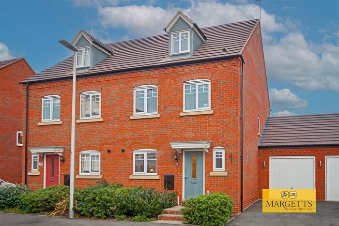 4 Bedroom Semi-Detached House To Rent In John Scott Way, Warwick, CV34