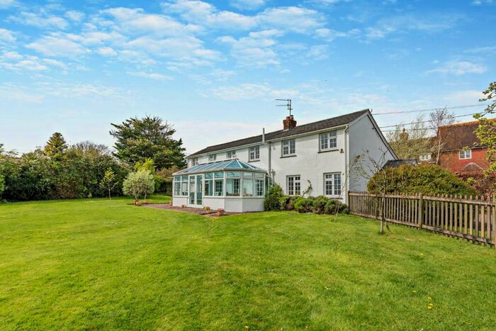 4 Bedroom Detached House For Sale In Owslebury, Winchester, Hampshire, SO21