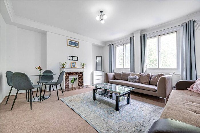 2 Bedroom Flat To Rent In Hyde Park Square, London, W2