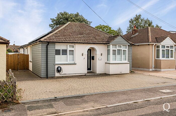 4 Bedroom Bungalow For Sale In Wises Lane, Sittingbourne, Kent, ME10
