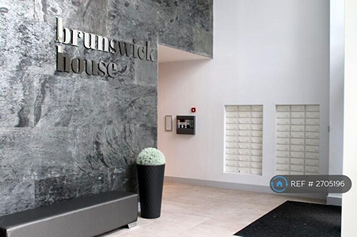 2 Bedroom Flat To Rent In Brunswick House, Orpington, BR6