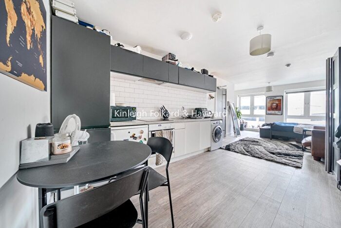 Studio To Rent In Elmfield Road, Bromley, BR1