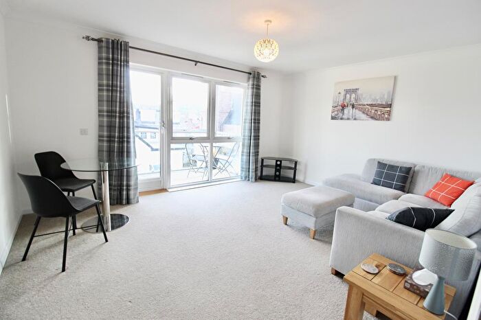 1 Bedroom Flat To Rent In Kirk Mews, Banchory, AB31