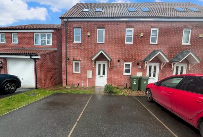 3 Bedroom Property To Rent In Mirabelle Way, Harworth, Doncaster, DN11