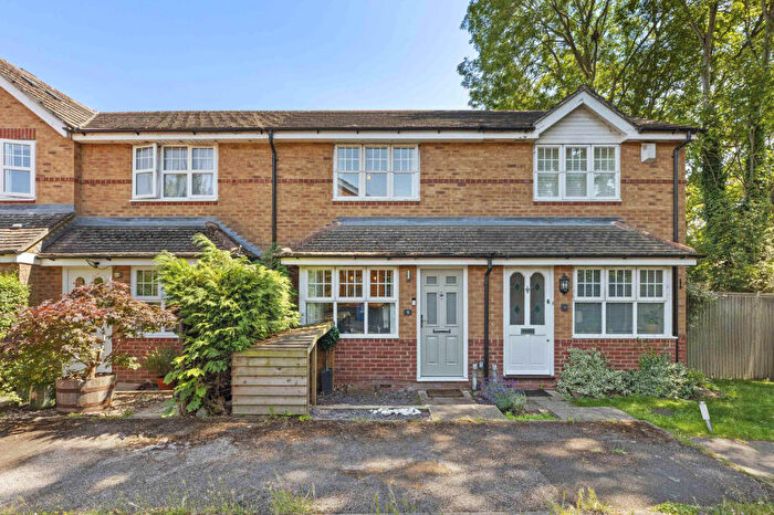 2 Bedroom Terraced House To Rent In Kiln Croft Close, Marlow, Buckinghamshire, SL7