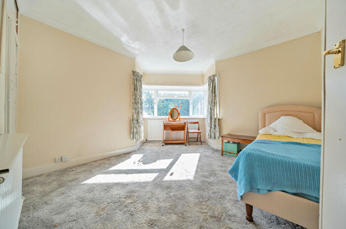 4 Bedroom Detached House For Sale In Glen Eyre Road, Bassett, Southampton, Hampshire, SO16