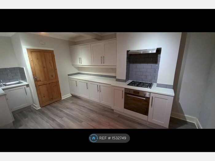 1 Bedroom Flat To Rent In Cochrane Road, Wimbledon, SW19