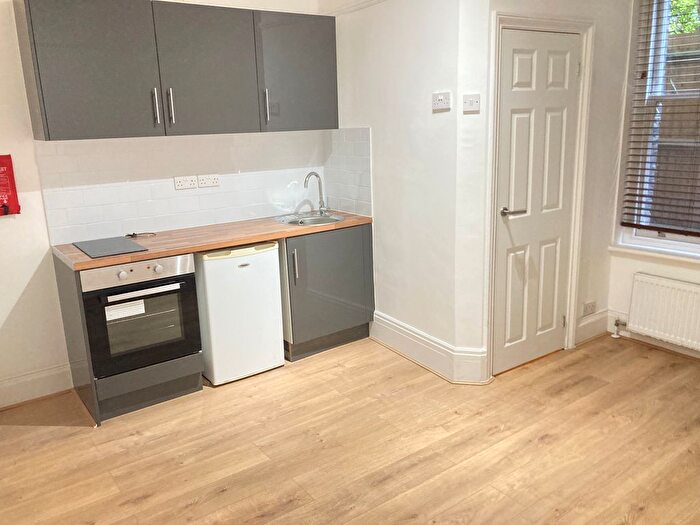 Studio To Rent In West Hampstead, NW6