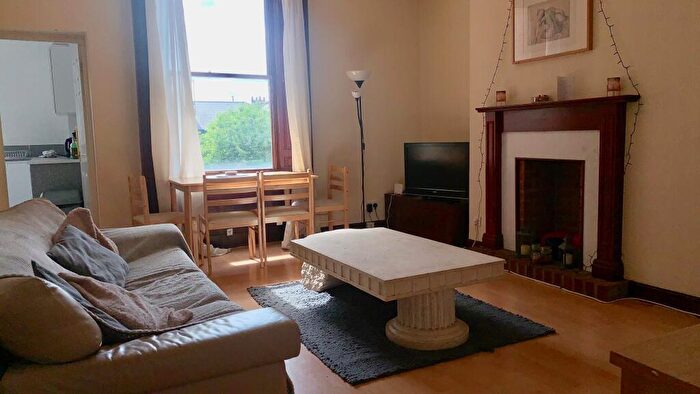 2 Bedroom Flat To Rent In Victoria Square, Newcastle Upon Tyne, NE2